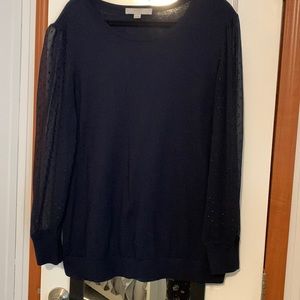 Cute sweater with beautiful sleeve